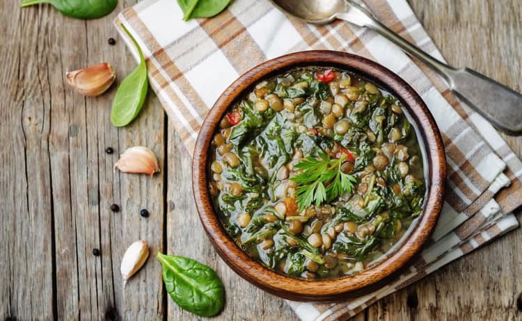 Lentil spinach soup