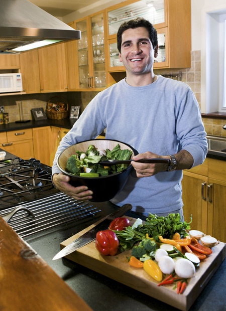 Eating Salads Boosts Brain Health