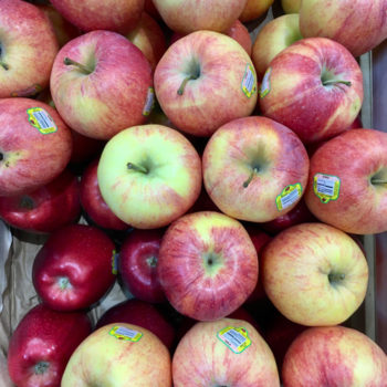 organic apples