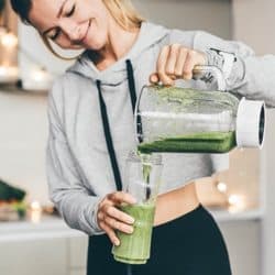 pre workout supplements can be put into a green smoothie like this one.